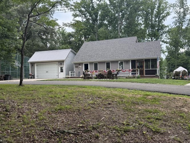 Listing Image 81