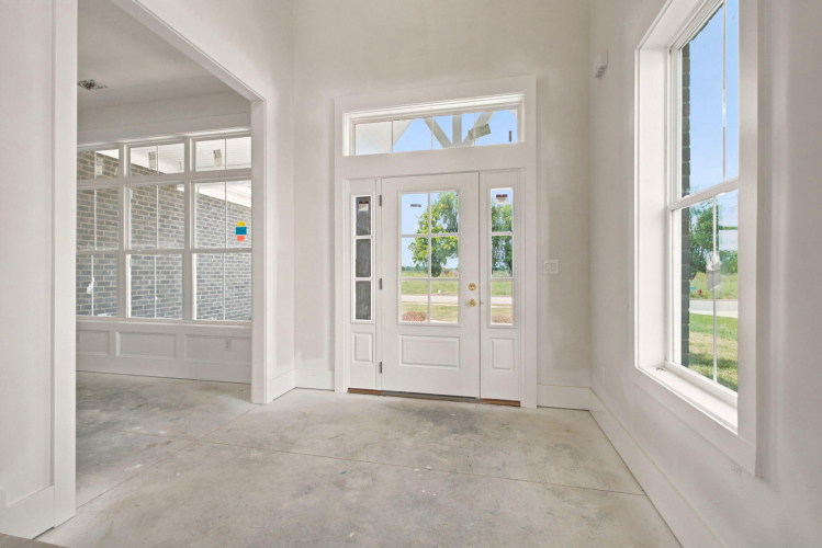 Listing Image 4
