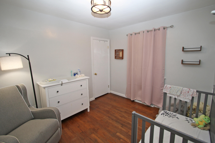 Listing Image 20
