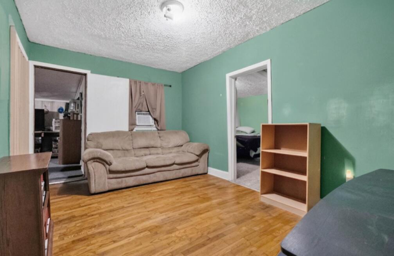 Listing Image 31