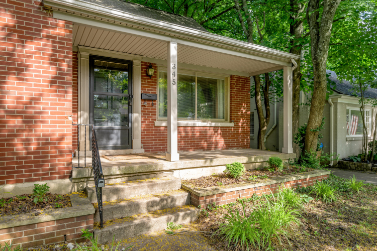 Listing Image 3