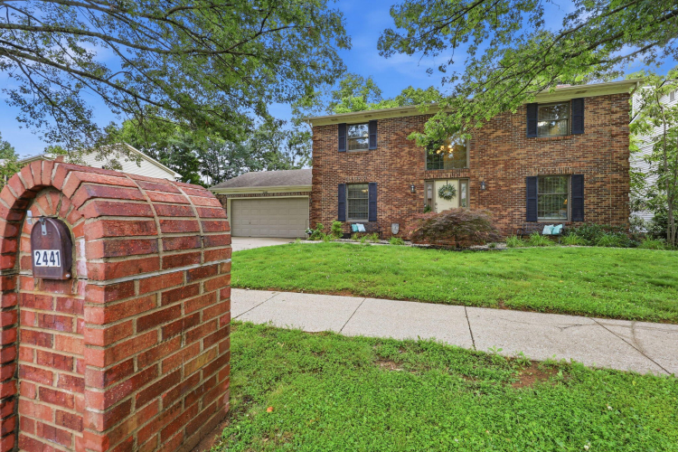 Listing Image 4