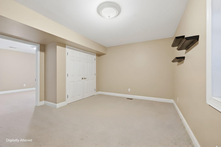 Listing Image 54