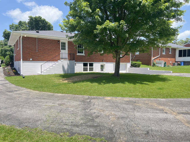 Listing Image 33