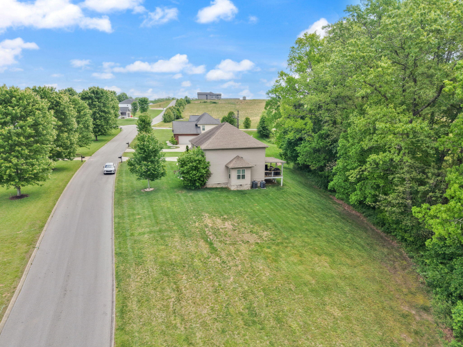 Listing Image 122