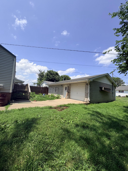 Listing Image 50