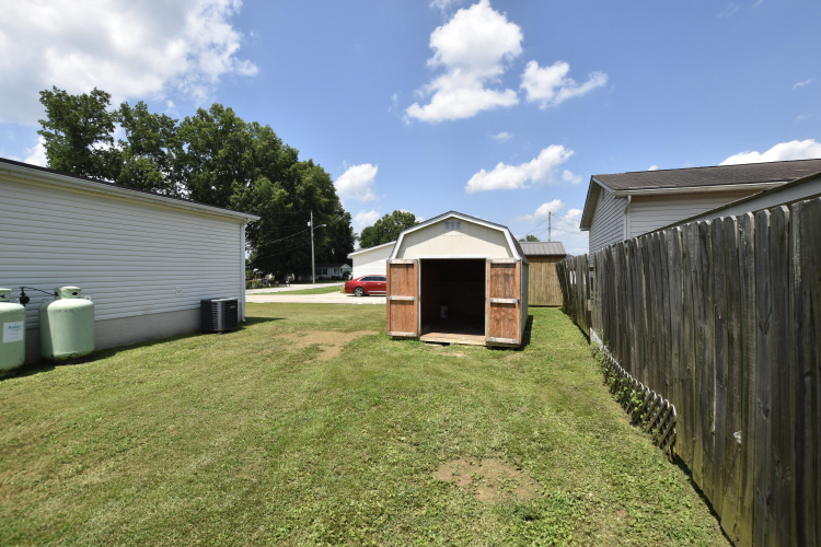 Listing Image 7