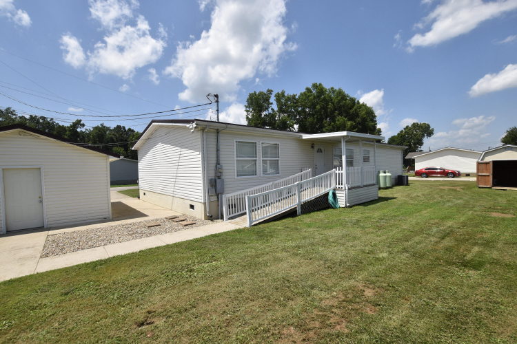 Listing Image 9