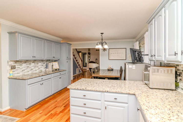 Listing Image 56