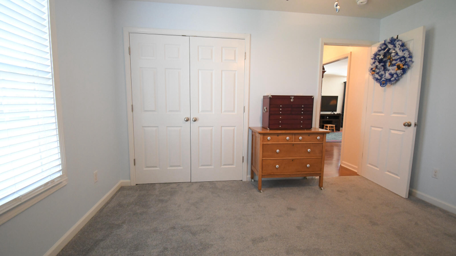 Listing Image 27