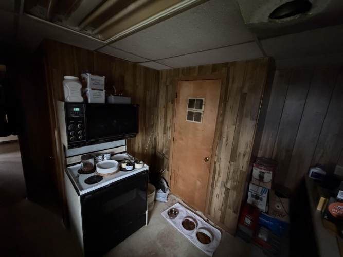 Listing Image 18