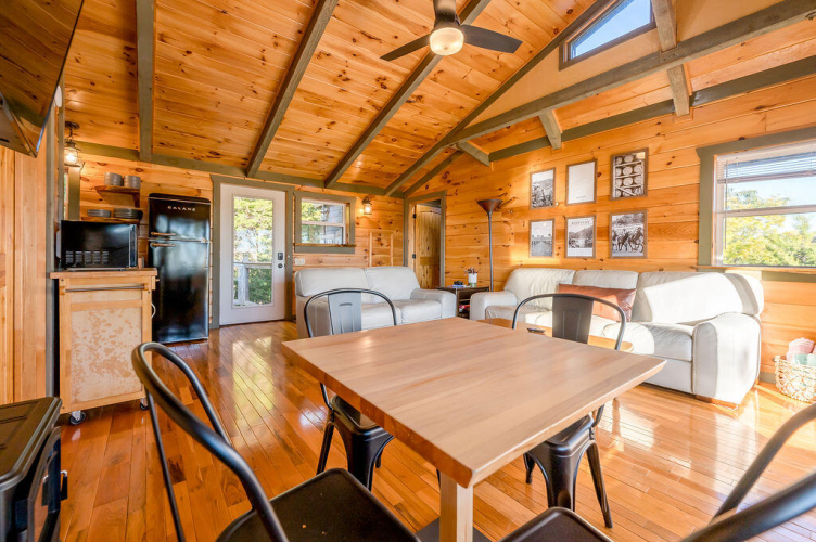 Listing Image 19
