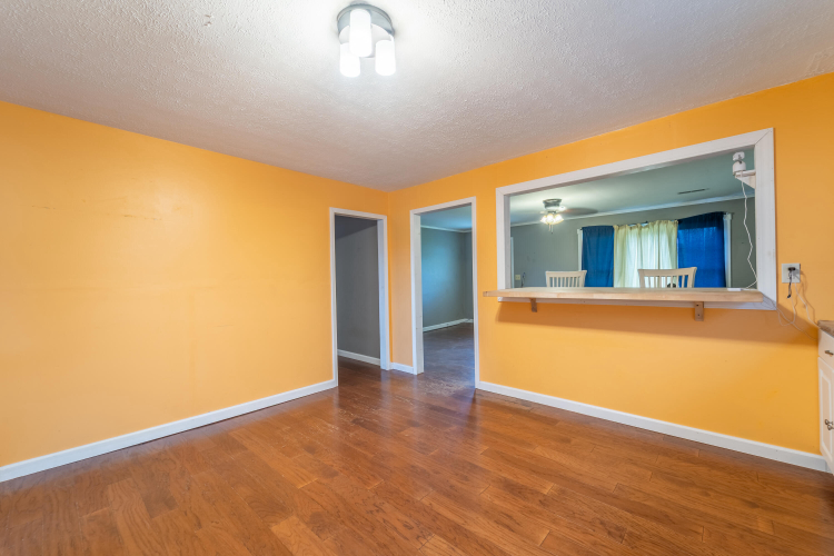 Listing Image 31
