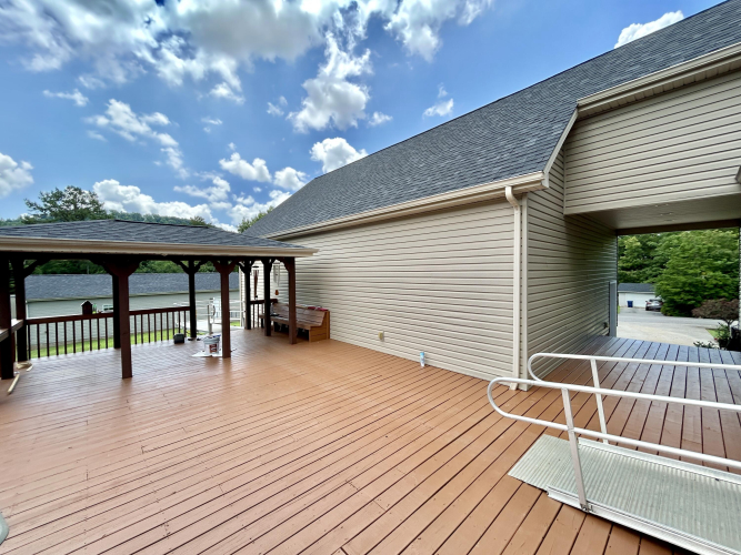 Listing Image 17