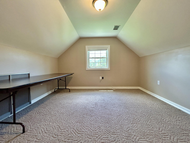 Listing Image 79