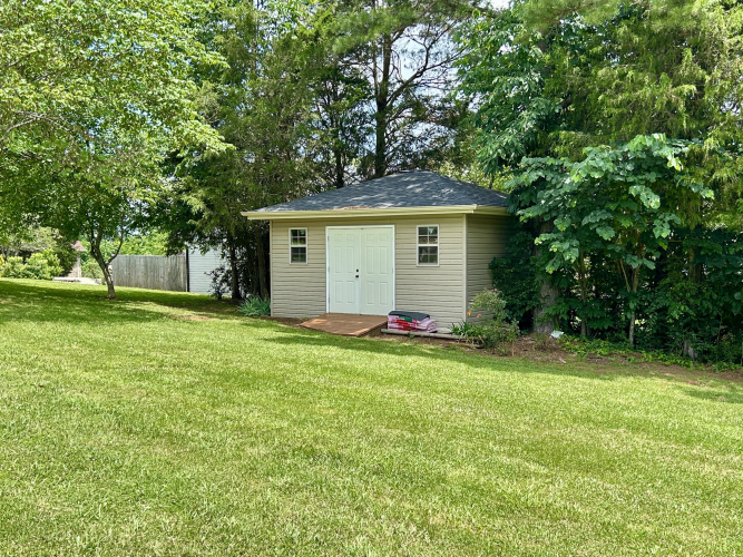 Listing Image 10