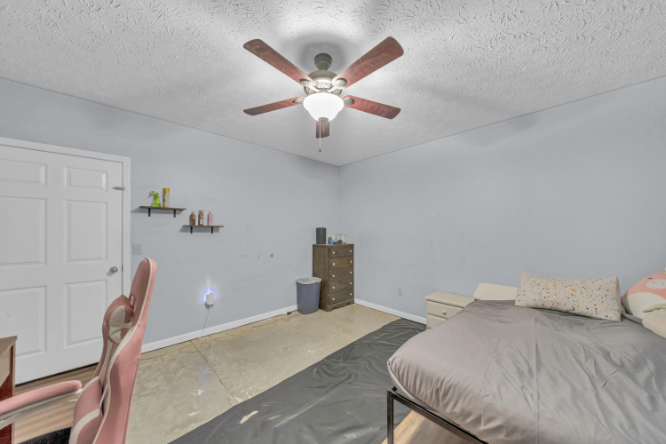 Listing Image 54