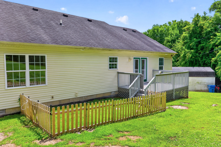 Listing Image 28