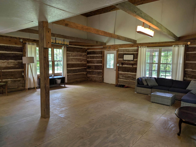 Listing Image 10