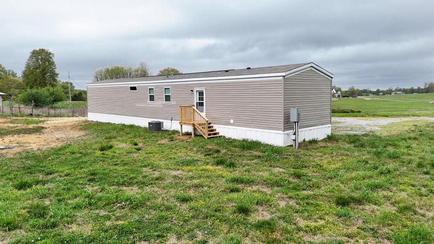 Listing Image 42