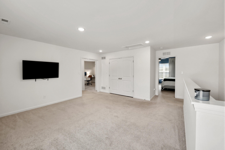 Listing Image 30