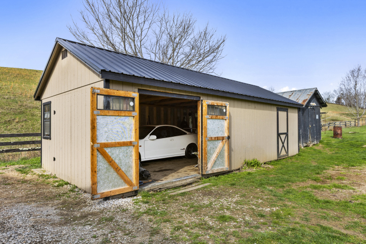 Listing Image 15