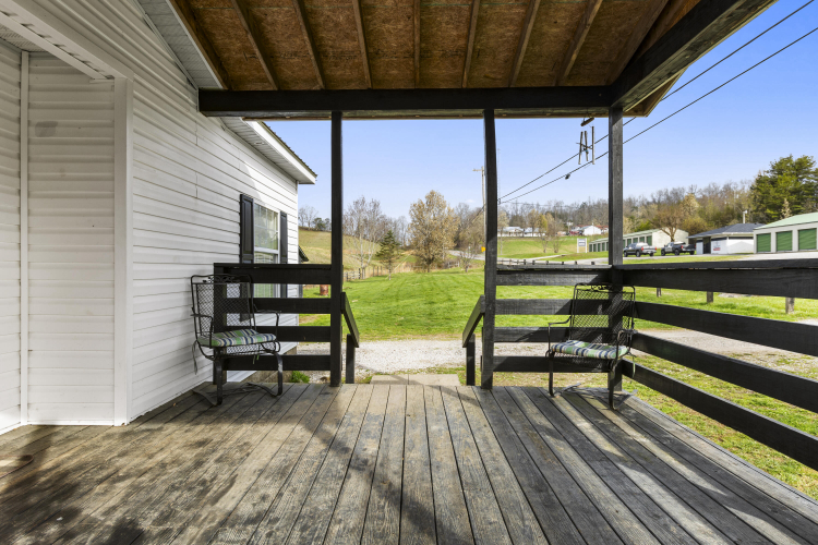 Listing Image 17