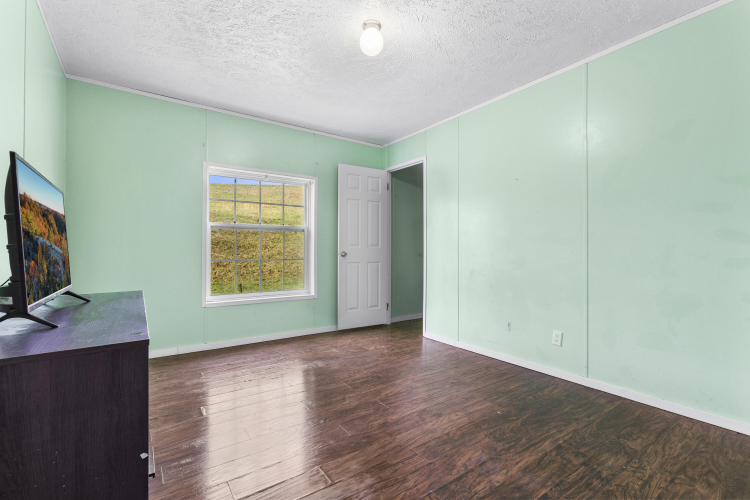 Listing Image 26