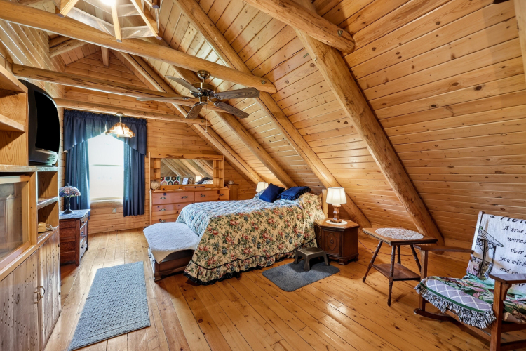 Listing Image 21