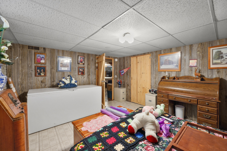 Listing Image 30