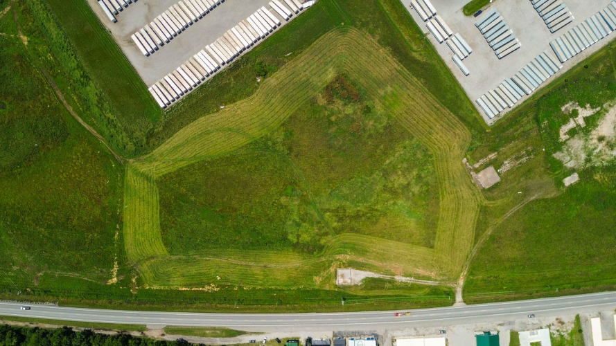 Listing Image 12