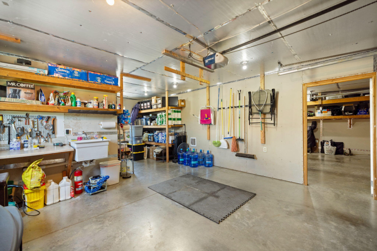 Listing Image 38