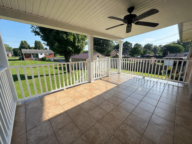 Listing Image 20