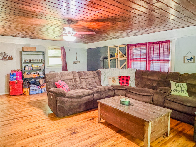 Listing Image 16