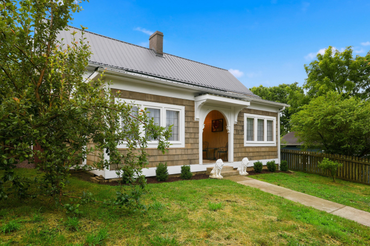 Listing Image 2