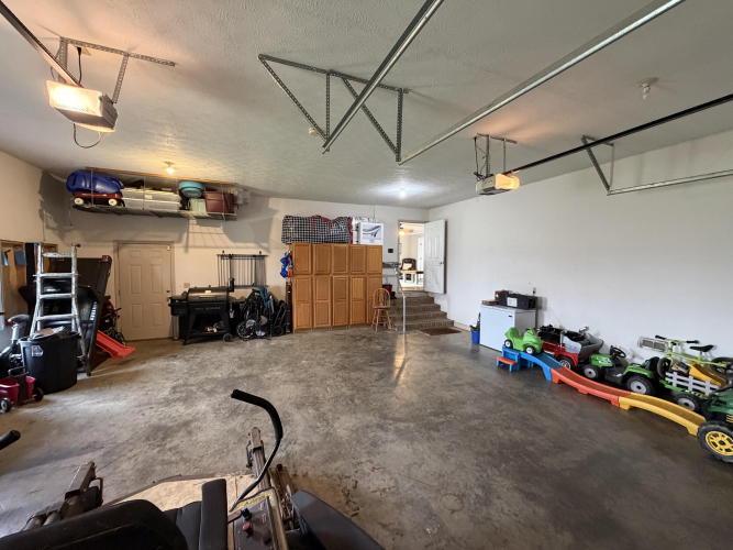 Listing Image 73