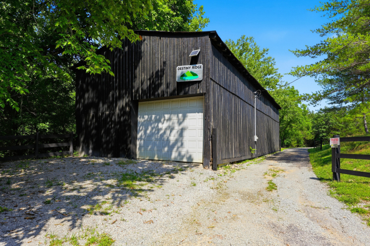 Listing Image 105