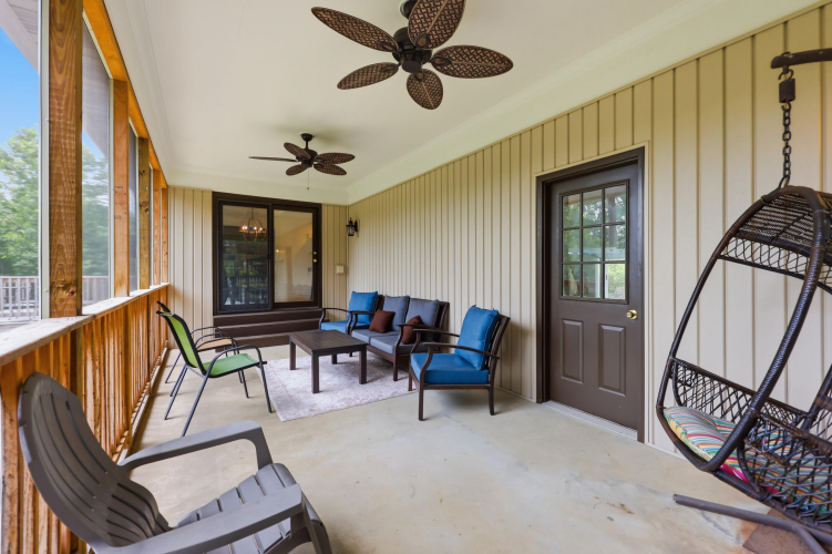 Listing Image 64