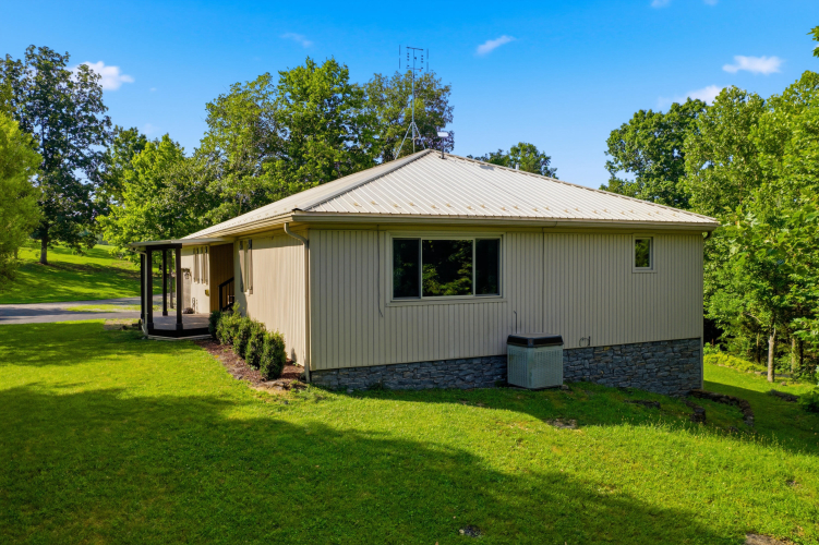 Listing Image 65