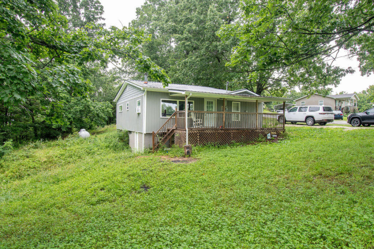 Listing Image 16