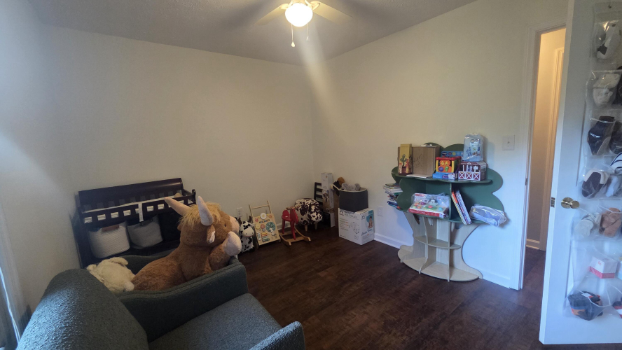 Listing Image 20