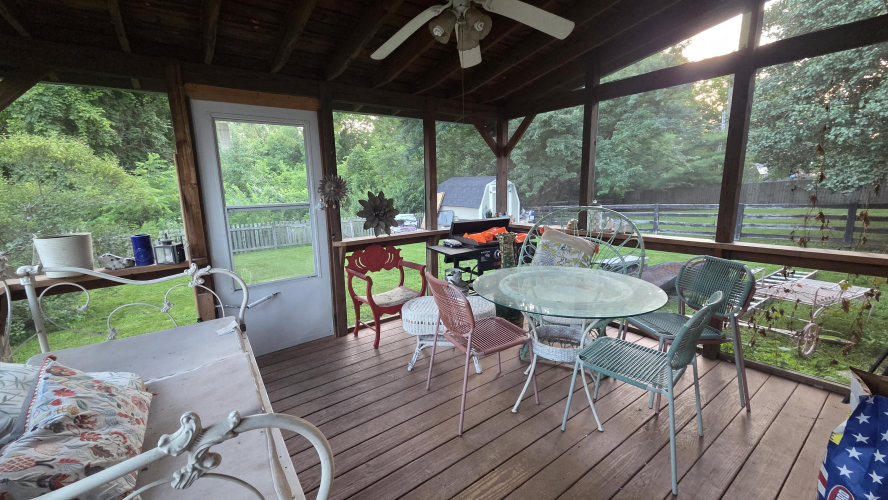 Listing Image 23