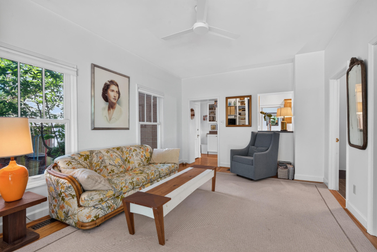 Listing Image 21