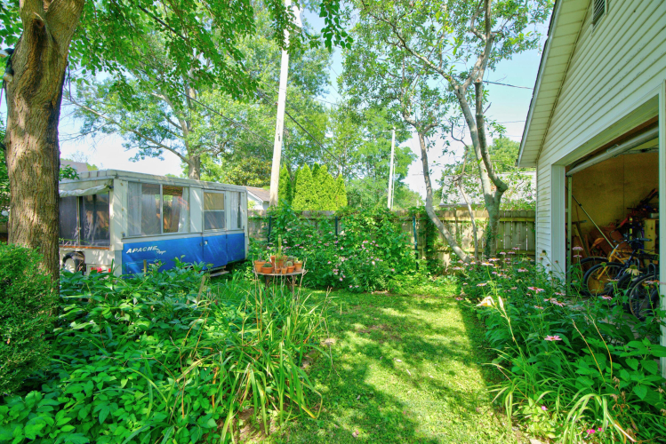 Listing Image 50