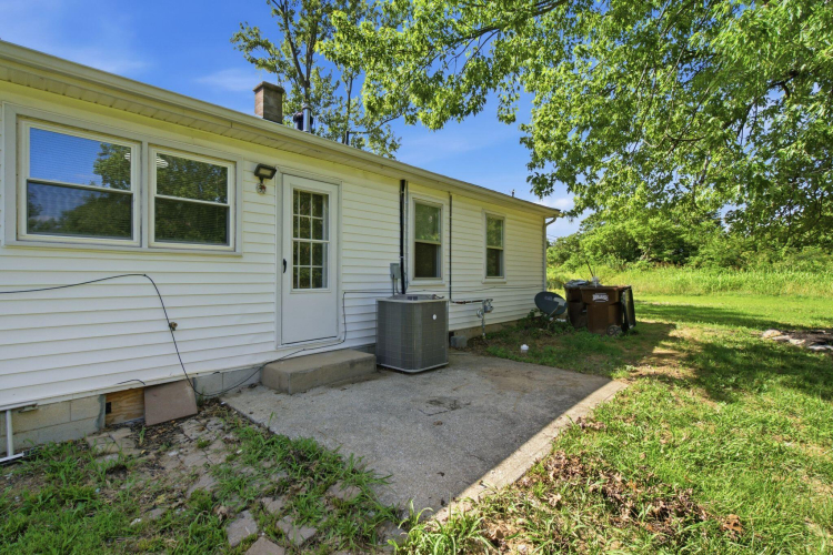Listing Image 23