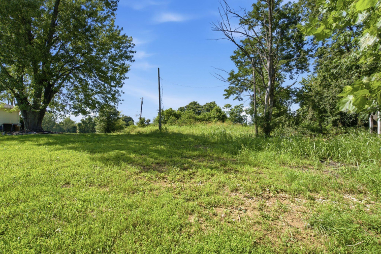 Listing Image 26