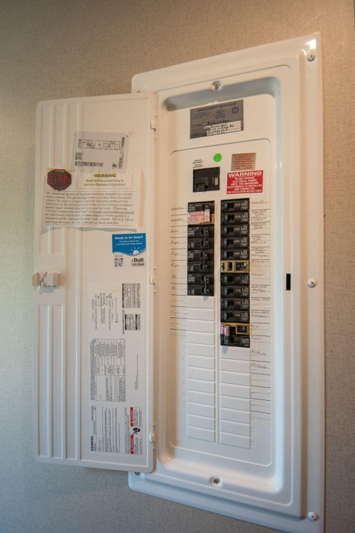 Listing Image 80