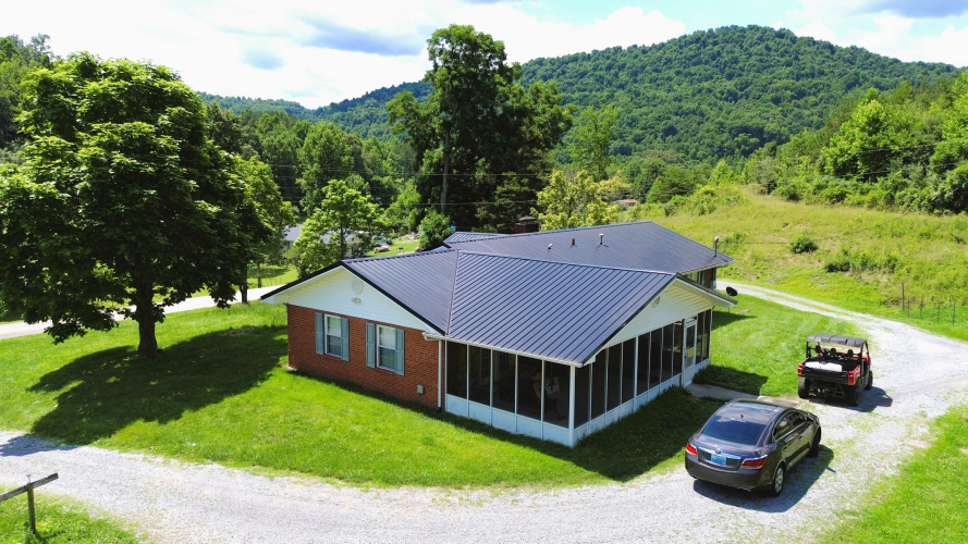 Listing Image 6