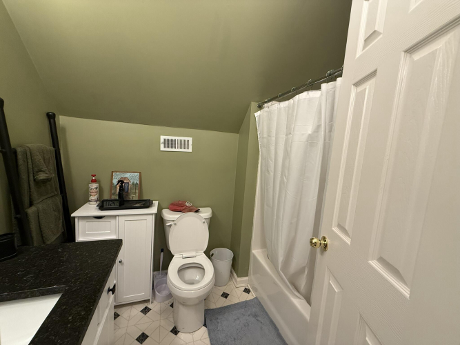 Listing Image 48