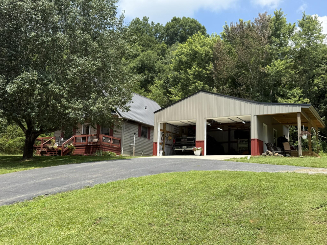 Listing Image 6